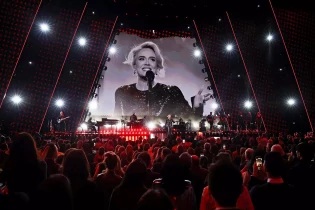 Adele tour plan and Album 25 | Celebrity Sekai