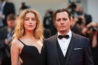 What Actually Happened Between Johnny Deep and Amber Heard? | Celebrity Sekai