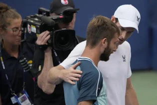 "Andy Murray's Perplexity: Malfunctioning New Video Review Technology at US Open Sparks Controversy" | Celebrity Sekai